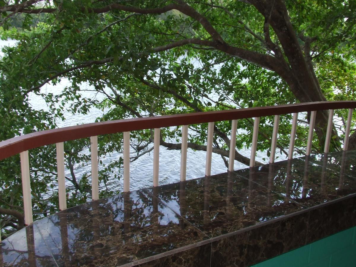 Lamanai Hotel & Marina Orange Walk Town Exterior photo